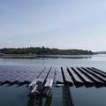 ในที่สุด โซลาร์ฟาร์มลอยน้ำ (Floating Solar Farm) ก็ถือกำเนิดขึ้นในประเทศไทยแล้วครับพี่น้อง