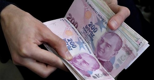 ค่าเงินลีราตุรกีทรุดหนัก หลังประธานาธิบดีออกคำสั่งฟ้าผ่าปลดผู้ว่าฯแบงก์ชาติ