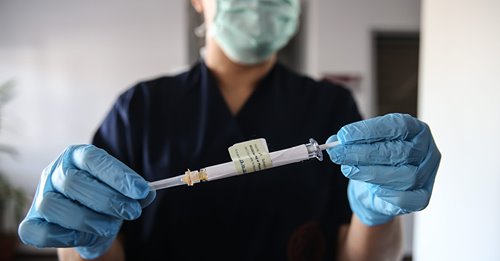 ข่าวไฟเซอร์คืบหน้าพัฒนาวัคซีนโควิดทุบราคาทองทรุดกว่า 40 ดอลล์