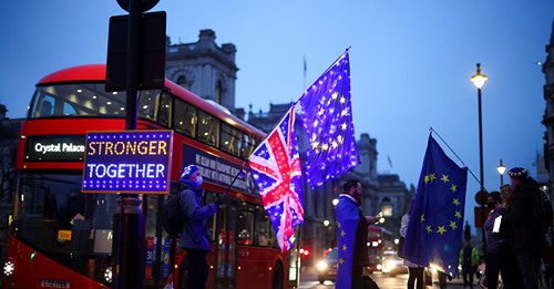  ปอนด์ดิ่งหนักเทียบดอลลาร์,ยูโร หวั่นอังกฤษเผชิญ no-deal Brexit