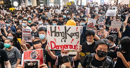 สภาคองเกรสอนุมัติ “ไบเดน” เป็นประธานาธิบดี หลังผู้สนับสนุนทรัมป์ “ก่อจลาจล”