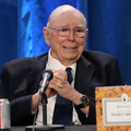 มหาเศรษฐีนักลงทุน Charlie Munger เปรียบ 'คริปโต' เป็น 'กามโรค 