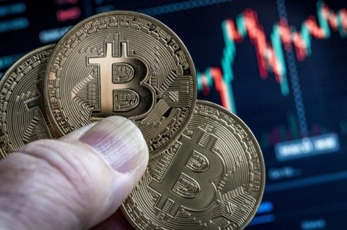 Bitcoin Dominance พุ่งทะลุ 60% – สัญญาณเงินทุนสถาบันไหลเข้าหนีความผันผวน Altcoins