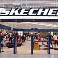 Skechers เตรียมขายกิจการ 9.4 พันล้านดอลลาร์! สะเทือนวงการรองเท้า เซ่นพิษภาษีทรัมป์