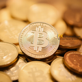 Bitcoin ทุบสถิติใหม่ทะลุ 123,231 ดอลลาร์ เงินไหลเข้า ETF หนุนตลาดคริปโตพุ่ง