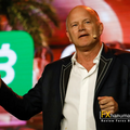 Mike Novogratz เตือน Bitcoin $1 ล้านปี 2026 อาจไม่ใช่ชัยชนะ แต่คือสัญญาณเศรษฐกิจสหรัฐฯ กำลังพัง