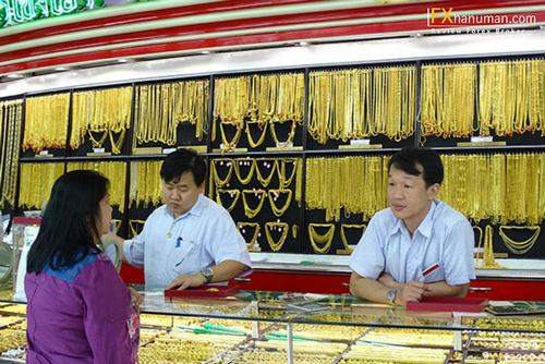 ราคาทองวันนี้อังคาร 30 ธ.ค. 2568 เปิดตลาดร่วงแรง 1,300 บาท ตามแรงเทขายทำกำไรตลาดโลก