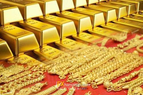 ทองคำเปิดตลาดพุธ 4 ก.พ. 2569 พุ่งแรง 2,100 บาท แตะ 75,700 บาท ทะลุจุดสูงสุดใหม่